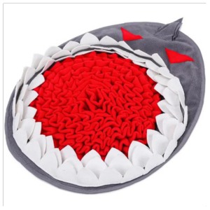 Injoya Shark Snuffle Feeding Mat For Dogs - Mutts & Co.